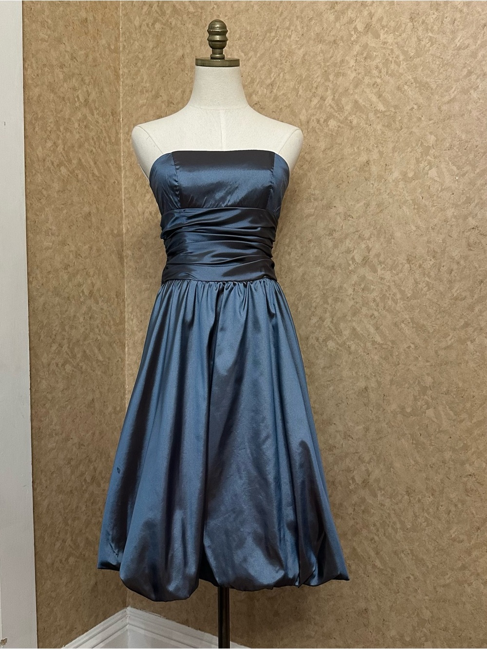 VTG Y2K 2000s Blue Metallic Shift Satin Strapless Bubble Hem Formal Prom Dress